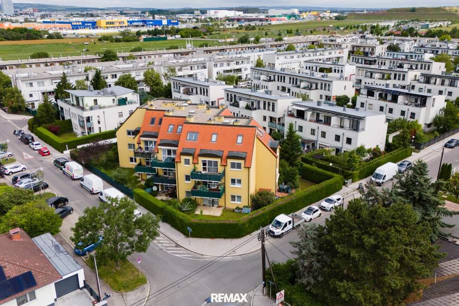 "DAVE - DACHGESCHOSS- nähe BADETEICH HIRSCHSTETTEN- vollmöbliert- Gewerbepark Stadlau", Wohnung-kauf, 185.000,€, 1220 Wien 22., Donaustadt