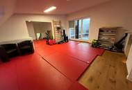 Gemütlicher Wohntraum mit viel Platz, großem Eigengrund und Dachterrasse