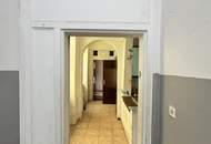 Stilvoller Altbau in Toplage mit Potenzial zur Sanierung