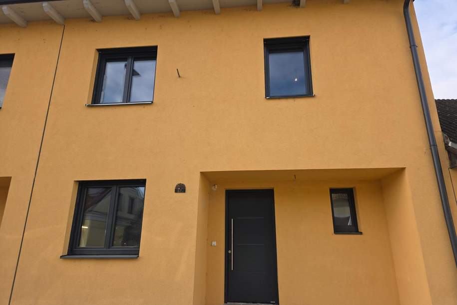 Hübsches Reihenhaus mit guter öffentlicher Anbindung, Haus-kauf, 324.000,€, 2130 Mistelbach