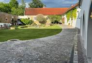 Traumhafte Wohnung mit historischem Charme in idyllischer Lage - WARM UND INKL. BK!