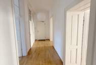 TOPLAGE IN LEOBEN - helle Wohnung mit Balkon in einem repräsentativen Altbau!