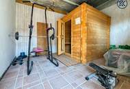 Einzigartiges Bauernhaus (Oldtimer-Charme) mit großem Grundstück, langgezogenem Hof, 2 Wohnungen, Swimmingpool – ideal für Liebhaber.