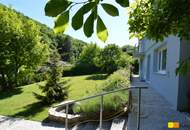 Großzügiges Haus mit Traumgarten