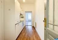 In U-Bahn-Nähe: Singlewohnung in wunderschönem Altbau