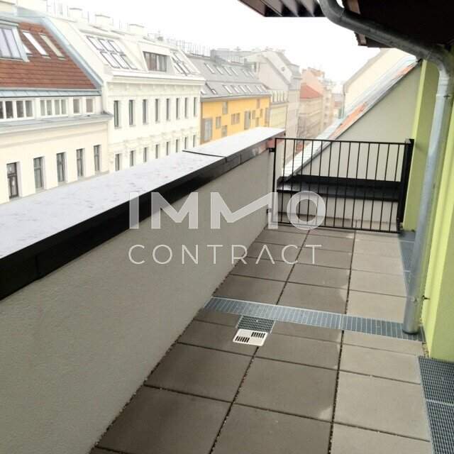 UNBEFRISTETE WG-geeignete 4-Zimmer-Maisonette mit Terrasse Salzachstraße 39- Top 18