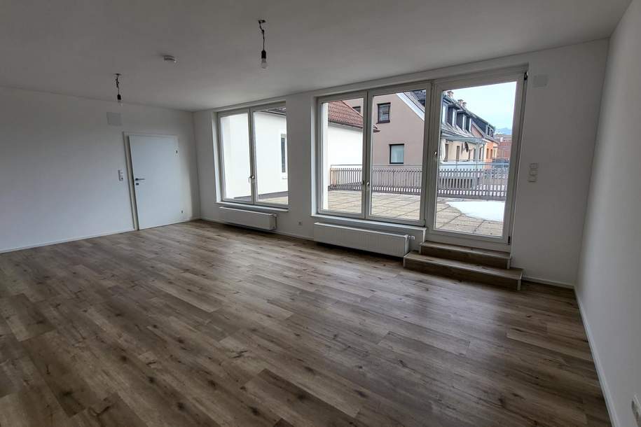 Ausbaufähige Penthouse-Wohnung im Zentrum von Liezen!!, Wohnung-kauf, 299.000,€, 8940 Liezen