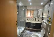 Wunderschönes Zweifamilienhaus mit großzügigem Garten und erstklassiger Ausstattung