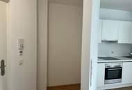 Erdgeschoß-Wohnung mit Loggia
