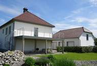 Wohnhaushälfte am Ortsrand mit großem Garten (Top 2 parifiziert)