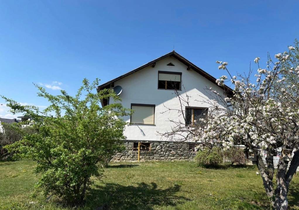 Einfamilienhaus in Ruhelage mit großem Garten - 704 m² nahe Therme Stegersbach! (Provisionsfrei)