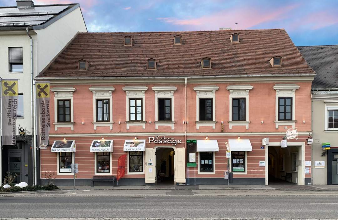 Vielseitiges Geschäftslokal mit Teeküche &amp; Auslagen in der Rathaus Passage