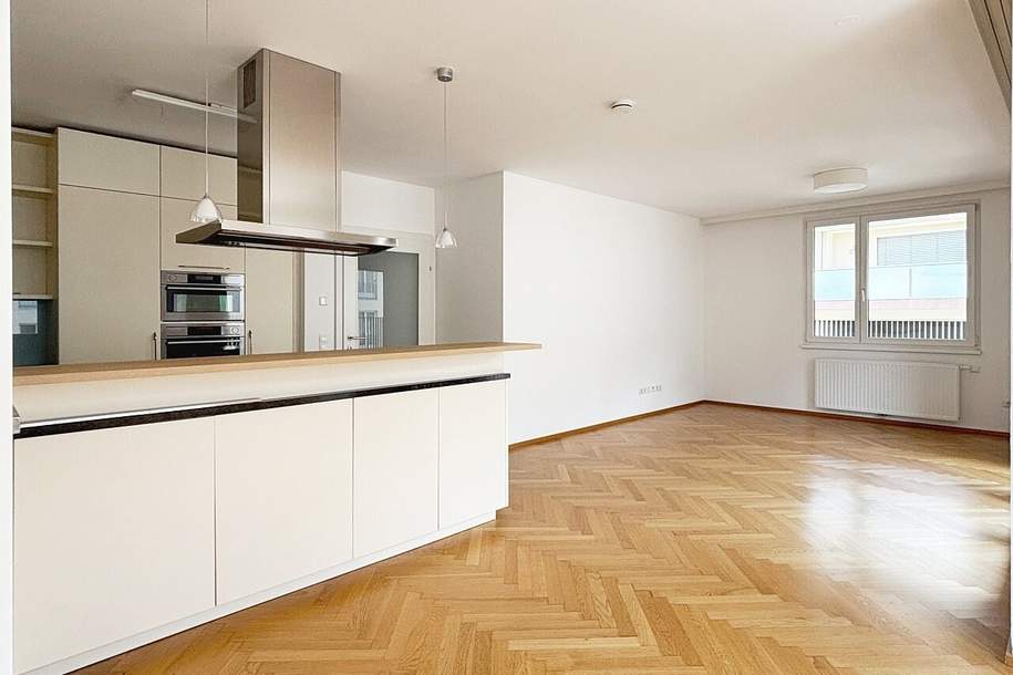 Mitten im 7. - ruhige, sonnige Familienwohnung mit vielen Extras - 2 Garagenstellplätze optional, Wohnung-miete, 2.799,00,€, 1070 Wien 7., Neubau