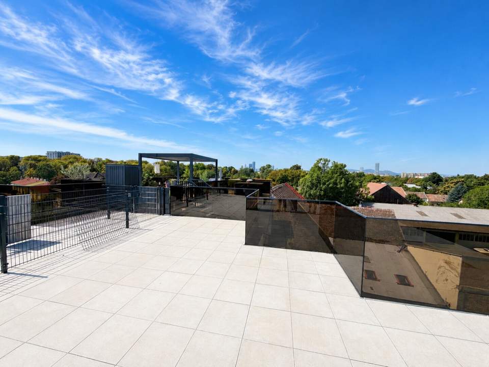 Luxury Living! Penthouse mit knapp 30qm Dachterrasse! Skyline &amp; Kahlenberg Blick! Garage! Nähe U2!