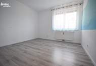 Moderner 4 Zimmer Familienhit mit Loggia und Klimaanlage