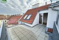 Moderne Dachgeschosswohnung mit großer Terrasse nahe Arthaberplatz in ruhiger Seitengasse! Hohe Decken und Traumbad mit Fenster. - WOHNTRAUM