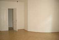 Kapitalanlage mit laufenden Mieteinnahmen, Rendite 4,80 %, Büro mit 3 Räumen Unbefristet vermietet