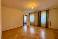 Großzügiges Grundstück mit Potenzial in familienfreundlicher Umgebung