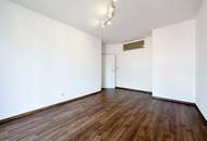 +++ DIE PERFEKTE 2ER WG +++ Schöne Wohnung mit 2 gleich großen Zimmern und Extraküche mit Essbereich Nähe Lendplatz