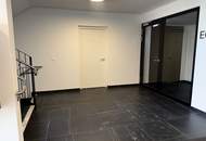 Provisionsfrei: Erstbezug und fertig - kompakte 3 Zimmer Wohnung - Luxuriös im Grünen Wohnen