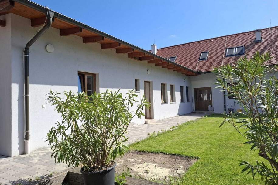 Attraktive, ebenerdige Wohneinheit mit Gartenbenutzung!, Wohnung-miete, 800,00,€, 2041 Hollabrunn