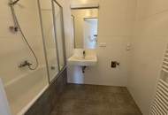 Moderne Neubauwohnung mit 7,77m² Loggia zum INNENHOF nahe Akademiepark