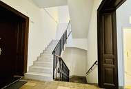 Kleine Altbauwohnung, frisch ausgemalt, neuwertige Küche, ruhig im Hinterhof gelegen, mit guter Raumaufteilung.