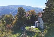 Sonniger Osthang mit Althaus in erhöhter, ruhiger Traumlage am Waldrand