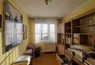 LIEBEVOLLER, KLEINER BUNGALOW IDEAL FÜR 2-3 PERSONEN MIT HERRLICHEM GARTEN SAMT ALTBAUMBESTAND IN BESTER ZENTRUMSNAHER WOHNLAGE