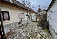 Kleines Bauernhaus mit Nebengebäuden in Untermakersdorf, bei Hadres!