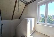 Älteres Wohnhaus mit freistehender Garage samt Nebenraum und Garten in Ruhelage