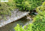 Modernisiertes Wohnhaus in naturnaher Ruhelage direkt am Bach - Top Infrastruktur & hohes Potenzial