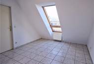 TERRASSENHIT, DACHGESCHOSS, 81 m2 Maisonette mit 12 m2 Terrasse, 3 Zimmer, Küche, Galerie, Wannenbad, Augarten-Nähe