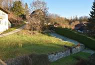 Zweifamilienwohnhaus in Sonnenlage und 2. Baulandgrundstück in beliebter Gemeinde