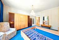 SPACIOUS PROPERTY WITH GARDEN, TERRACES, & GARAGES - HOME OFFICE AND LIVING UNDER ONE ROOF!