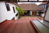 Großzügige Liegenschaft - Wohnhaus, Gastronomiebereich und 3.100 m² Garten im Zentrum