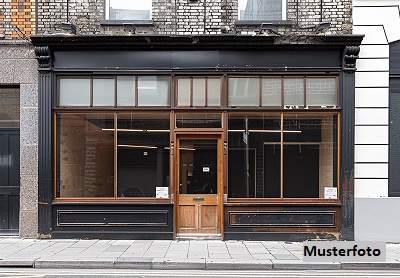 +++ Charmantes 2-Familien-Haus mit Garten, Terrasse und Balkon +++