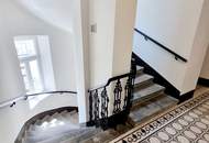 Altbauflair neu entdeckt: Liebevoll sanierte 2-Zimmer-Wohnung mit moderner Ausstattung und bester Infrastruktur +Traumhaftes Altbauhaus + Überzeugen Sie sich selbst!