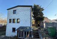 Mehrfamilien - Haus mit großem Grundstück / Schöne ruhige Lage