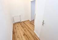 Eckjuwel mit Erker - Sonnendurchflutet und perfekt angebunden! Entzückende Altbauwohnung + Traumhaft schönes Haus + Perfekte Infrastrukur und Anbindung + Neue Einbauküche! Jetzt zugreifen!