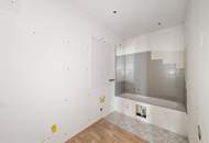 ++Q18++ Renovation-needed 2-room old building flat, lots of potential
