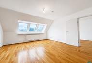 Klimatisierte 4-Zimmer DG-Maisonette mit Terrasse nahe Schottentor (optional mit PKW-Stellplatz)