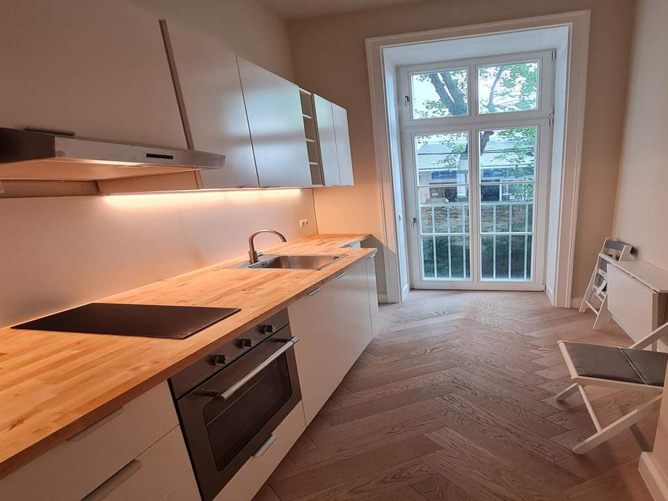 "Neu renoviert, 3 Zimmer"