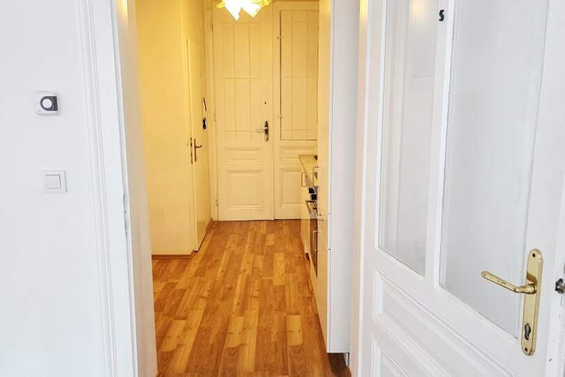Klein, urban, perfekt angebunden! City-Living mit U-Bahn vor der Tür! Perfekte Infrastruktur + Schönes Altbauhaus! SOMMER Aktion: Nur 50% Provision!, Wohnung-kauf, 195.000,€, 1030 Wien 3., Landstraße
