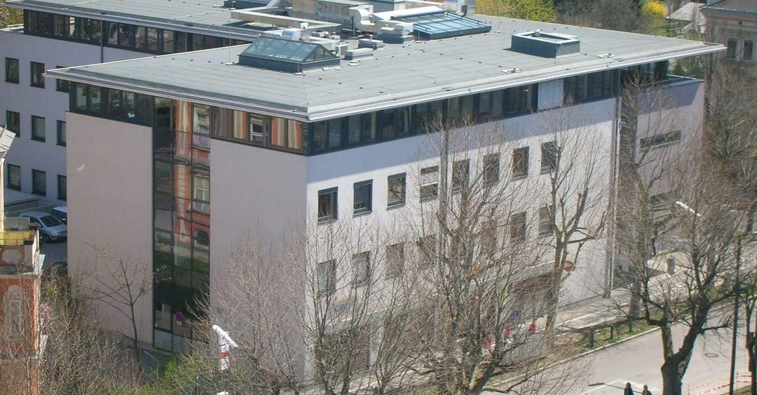 Topbüro/Praxis in der Bahnhofsarkade zu verkaufen inkl Tiefgaragenplätzen CONNEX GEBÄUDE barrierefrei