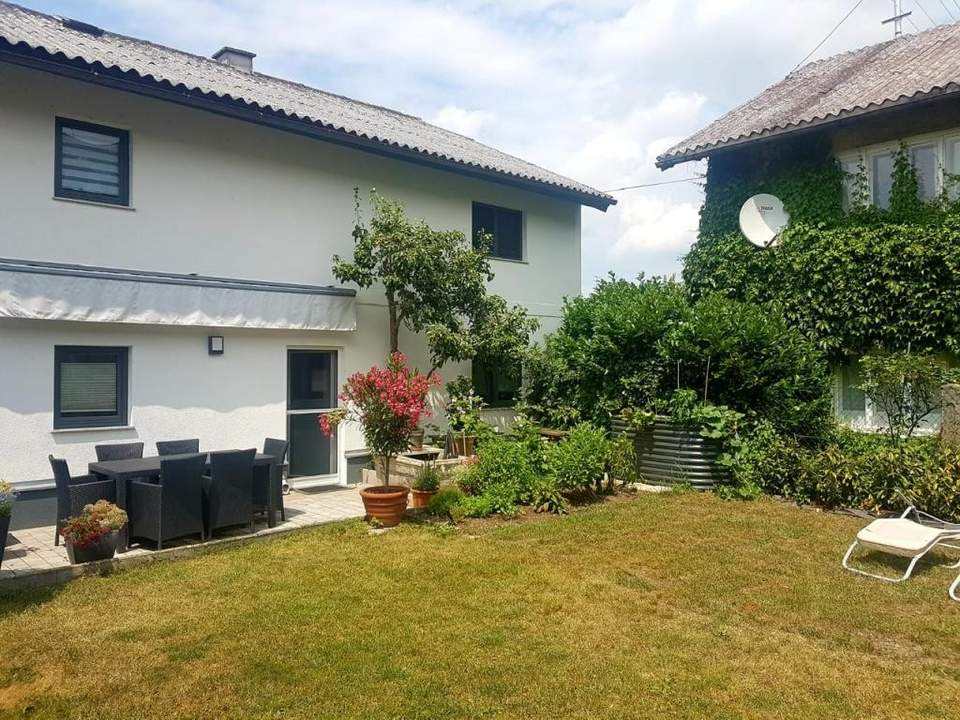 Gemütliche Wohnung mit eigenem kleinen Garten und Terrasse im Herzen von Altheim - beste Lage