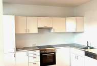 Ruhige DACHWOHNUNG mit Süd-Terrasse/Freiblick-generalsaniertem Neubau-Staudgasse-PRIVAT