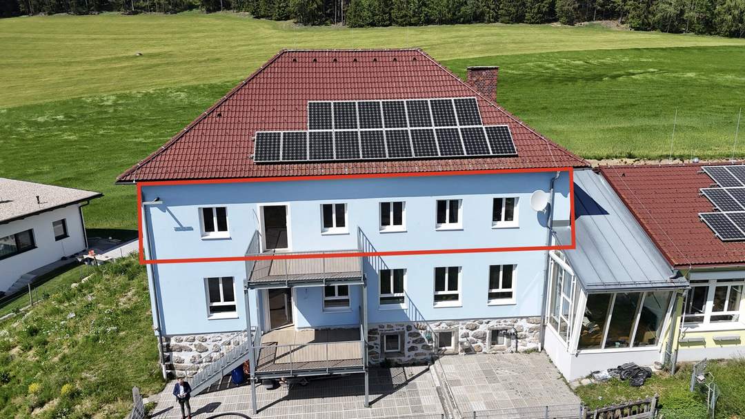 Attraktive 114m² große Doppelhaushälfte mit 2 Wohn-/Gewerbeeinheiten, Garten und Balkon in Gutauer Naturlage zu kaufen