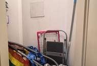 1180! Entzückende Garçonnière mit Balkon! Unbefristet vermietet!