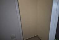 GEMÜTLICHE DACHGESCHOSSWOHNUNG MIT KÜCHE, KLIMA &amp; BALKON!